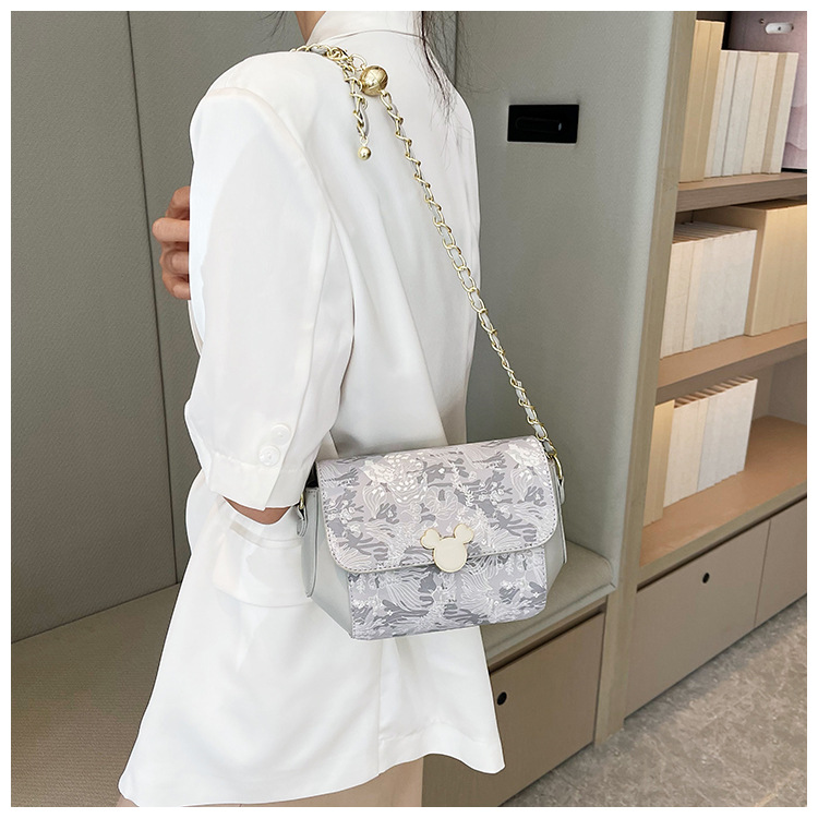 CR8019Gray