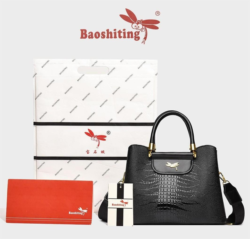 CR8873Black-016