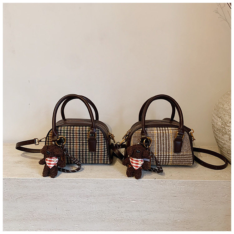 CR8896Brown-7078
