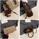 CR8896Brown-7078