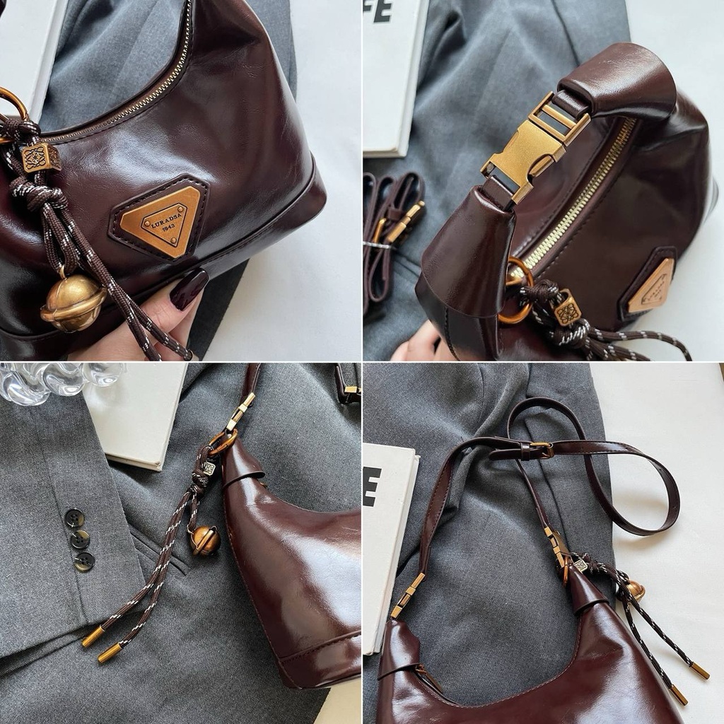 CR8921Black-6205
