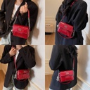CR8934Red-28014