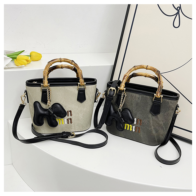 CR8913Gray-8025-1