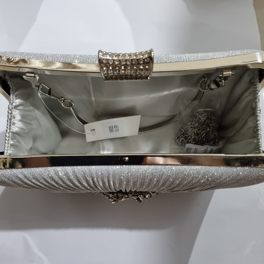 CR7637SIlver-05