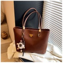 CR8907Brown-0832