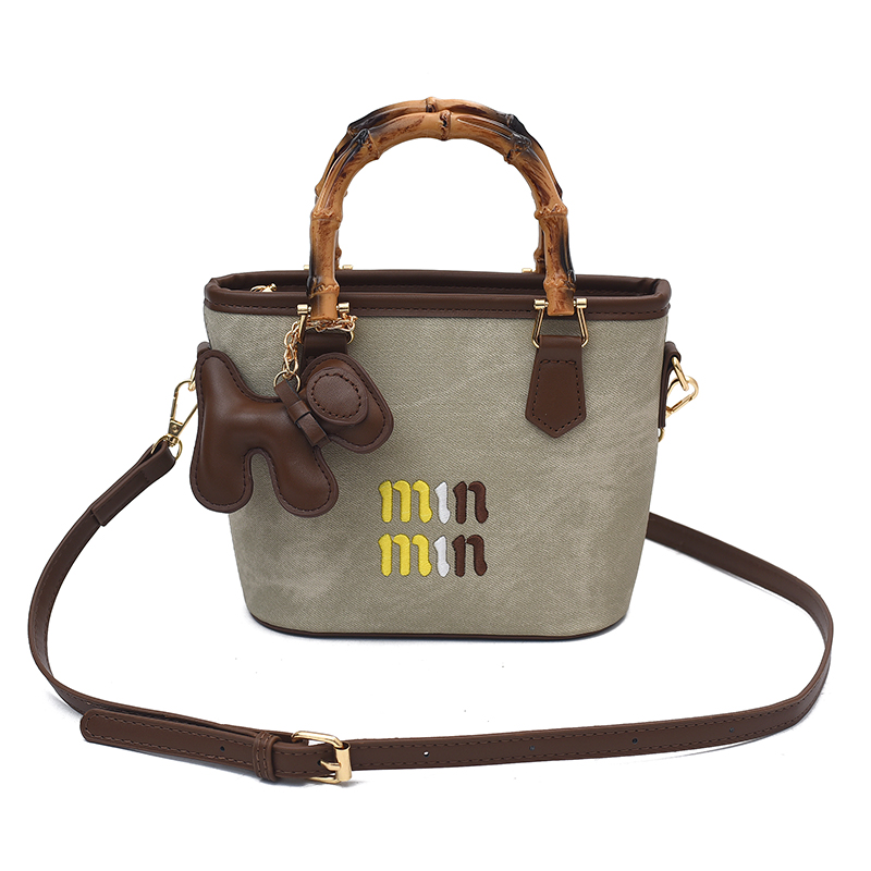 CR8913Brown-8025-1