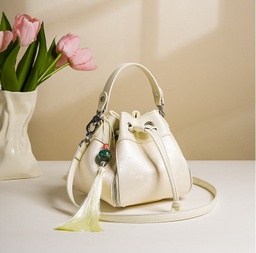 [8520W] CR8520White-9135