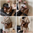 CR9186Brown-3157