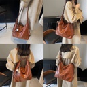 CR9197Brown3231