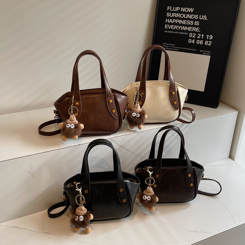CR9209Brown-6003
