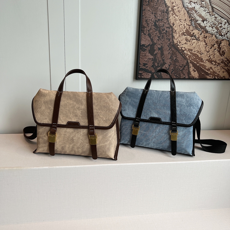 CR9312Blue-7896