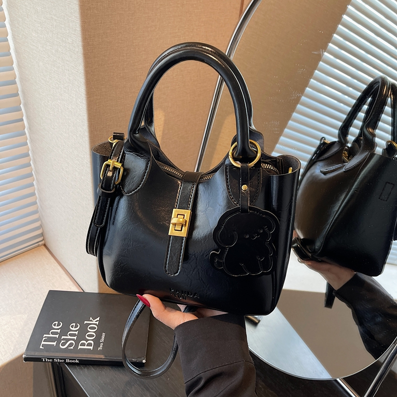 CR9187Black-1159