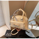 CR9198White-5702