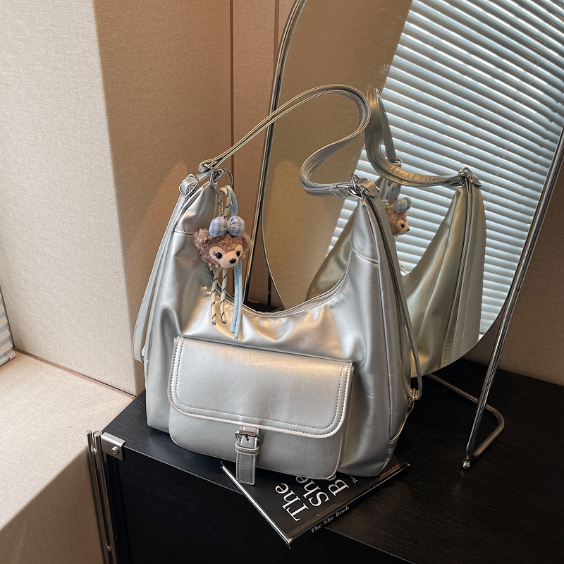 CR9217Silver-0870