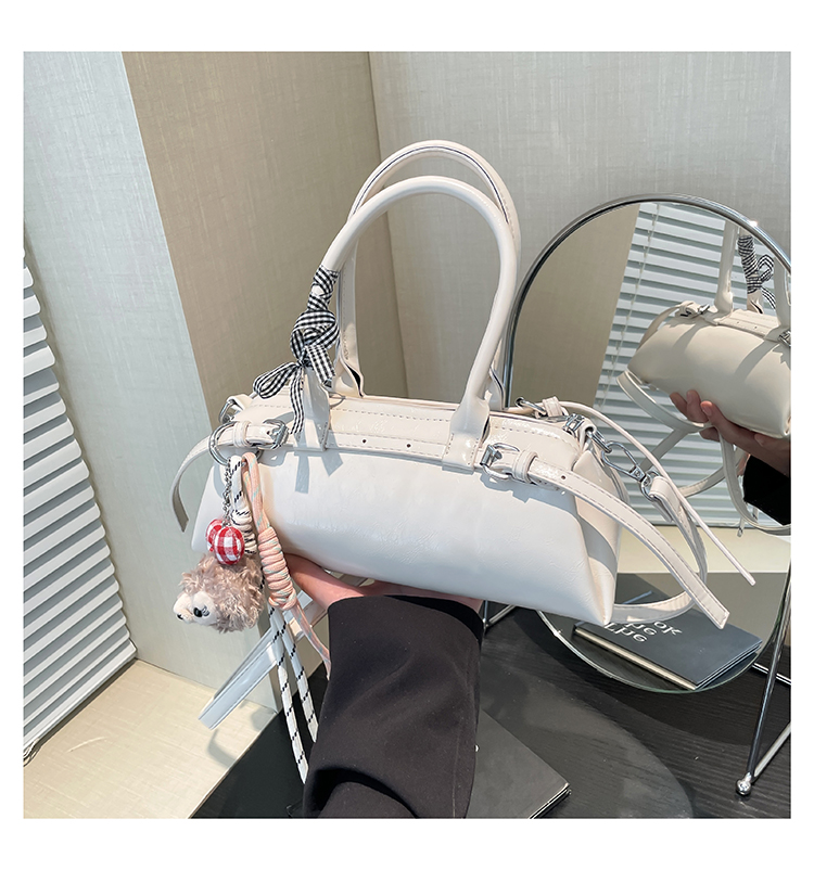 CR9228White-745