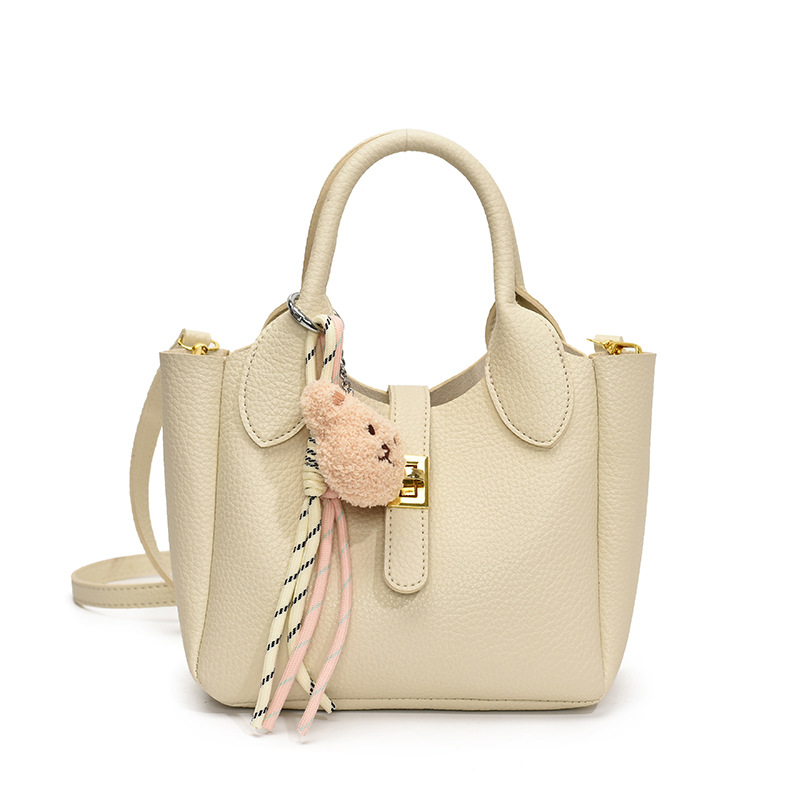 CR9229White-9361
