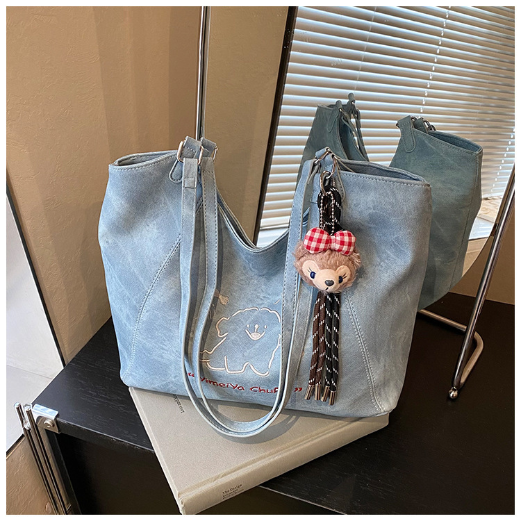 CR9311Blue-2605