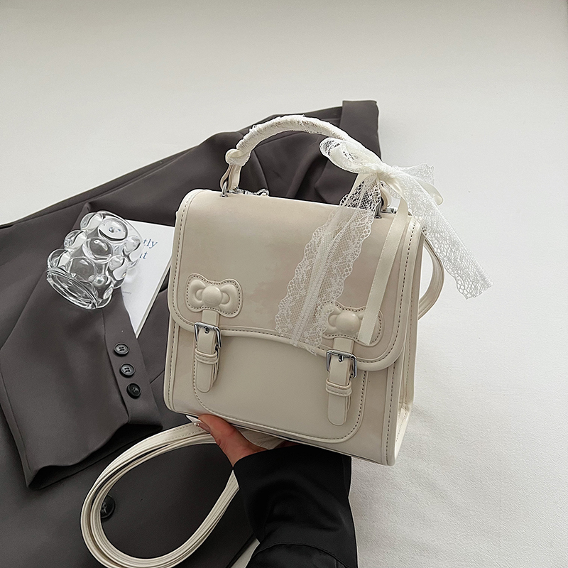 CR9353White-1118